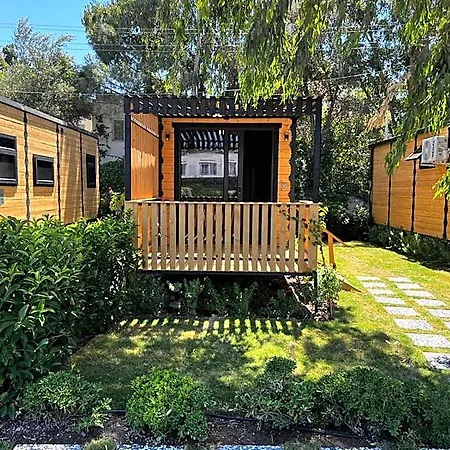 Bitez Tiny House & Hotel 5*
